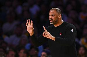 火箭上赛季前7场真实命中率排联盟第30位 这赛季前7场排第6